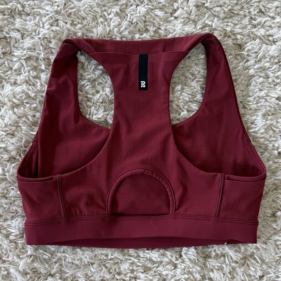 Bandit Running Women's Gridlock Burgundy Sports Bra - Picture 3 of 7